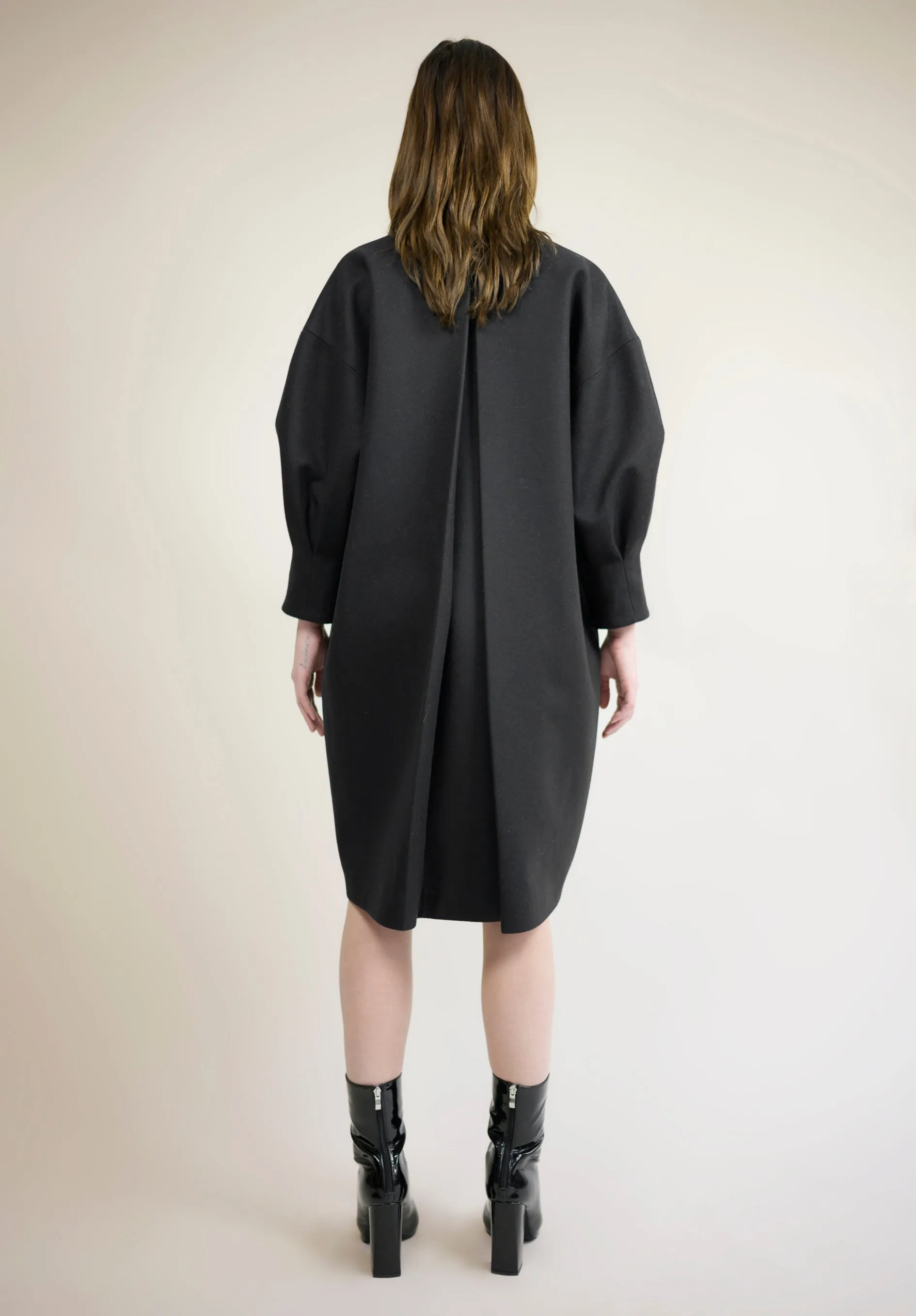DROPPED SHOULDER COCOON COAT
