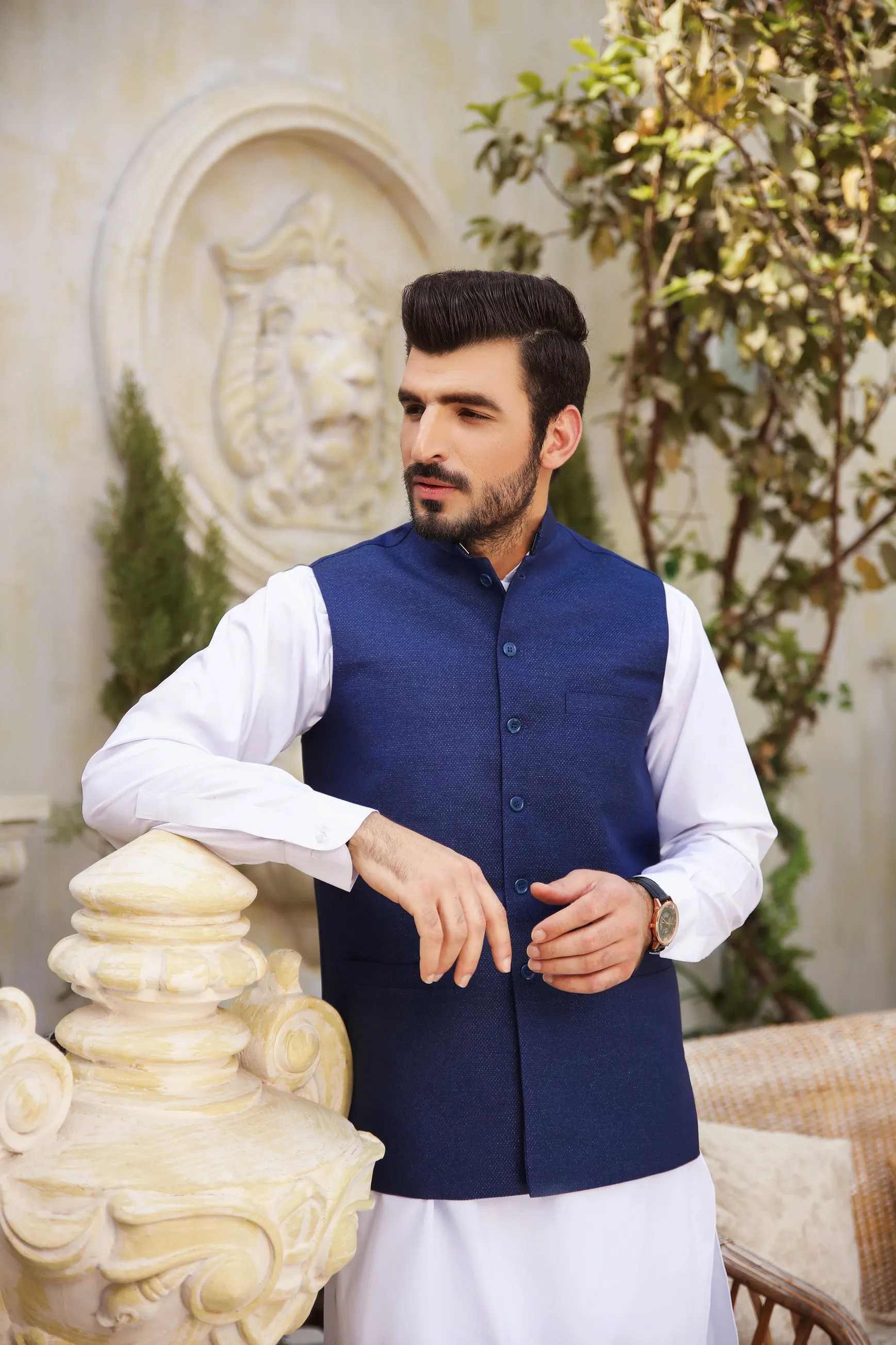 Men Ready to Wear Waistcoat 02